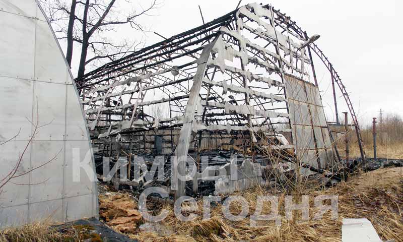 В Кимрах 18 апреля сгорел пустующий склад стройматериалов