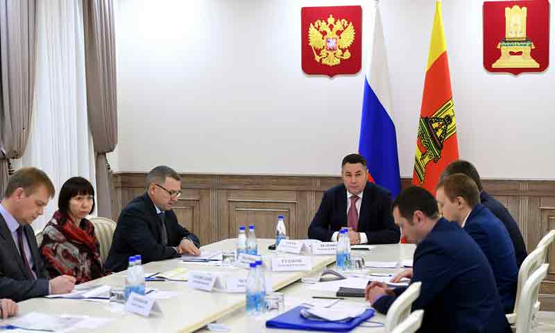 В Правительстве Тверской области обсудили вопросы зимнего содержания региональных дорог
