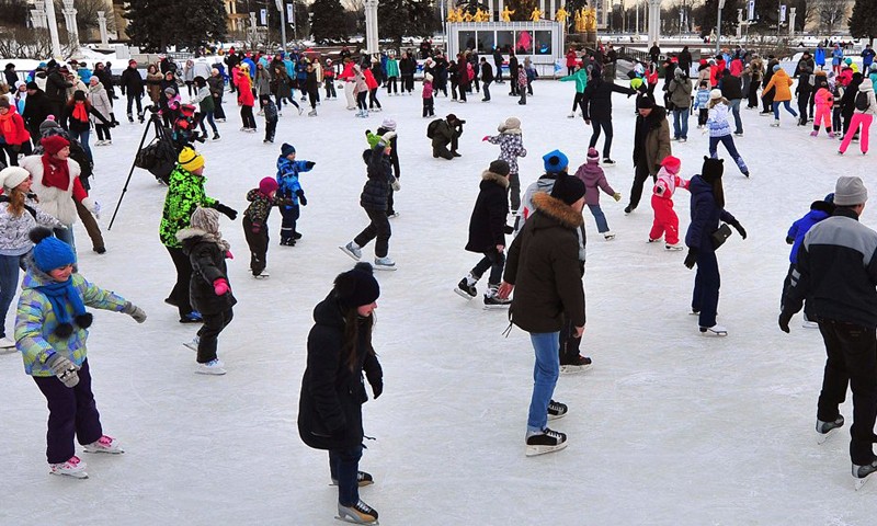 Во Всероссийский день зимних видов спорта в Тверской области организованы массовые катания на коньках