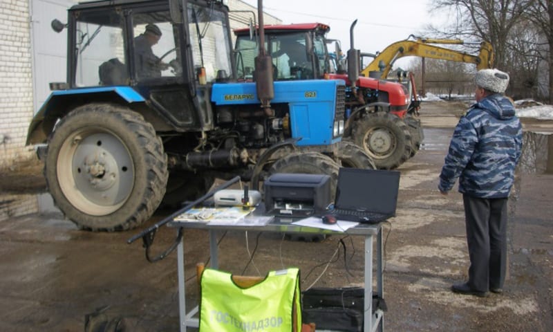 Технический осмотр сельскохозяйственных машин продолжается в Тверской области