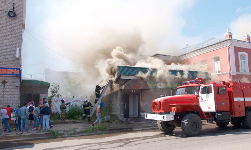 В центре города горел магазин