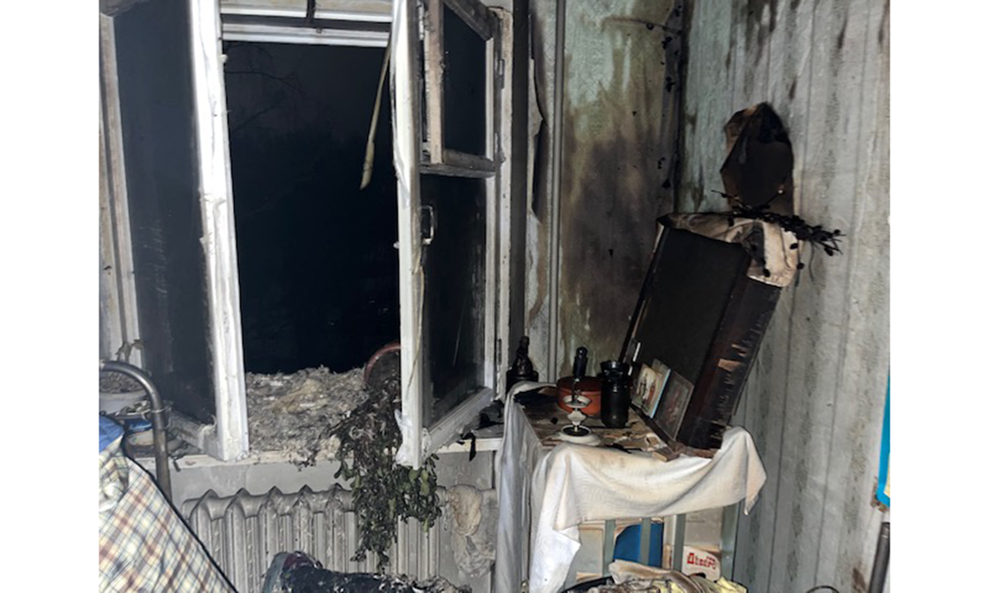В Кимрах из загоревшейся квартиры спасли женщину