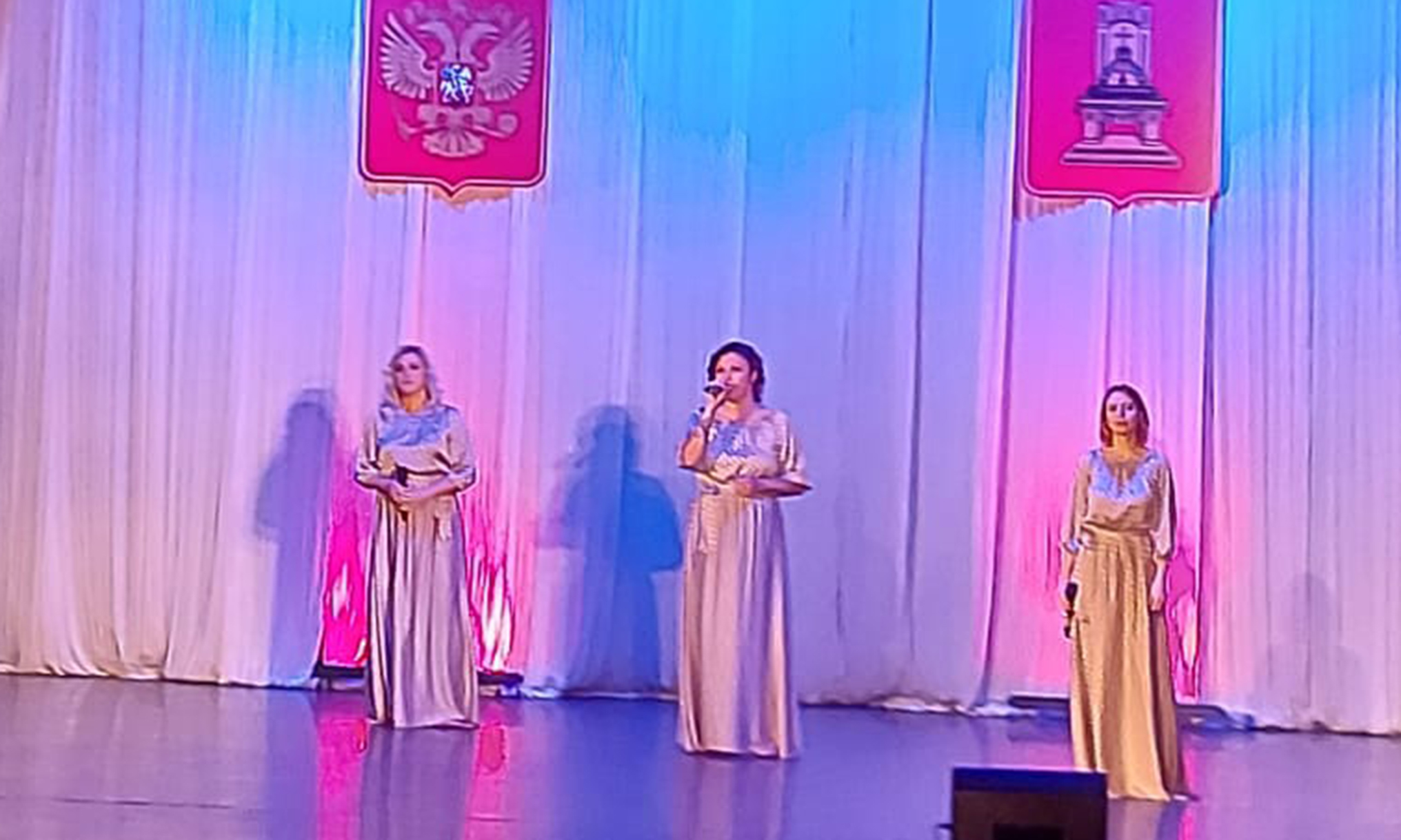 В «Современнике» города Кимры прошел праздничный концерт «Мой народ – моя гордость!»