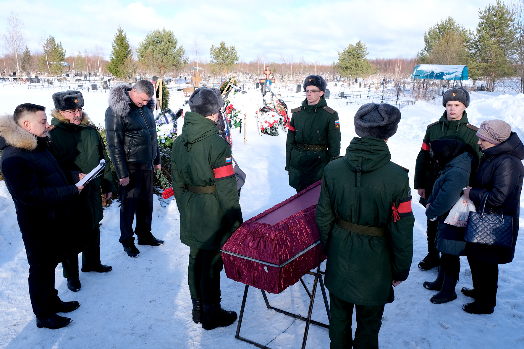 Во вторник 14 февраля в Кимрах простились с Иваном Сусловым, погибшим в  начале февраля в боях под Артёмовском, ДНР | 14.02.2023 | Кимры - БезФормата