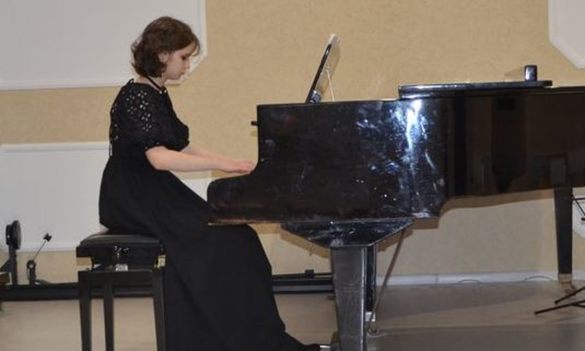 В кимрской ДШИ №3 прошел ХII Межзональный открытый конкурс юных пианистов