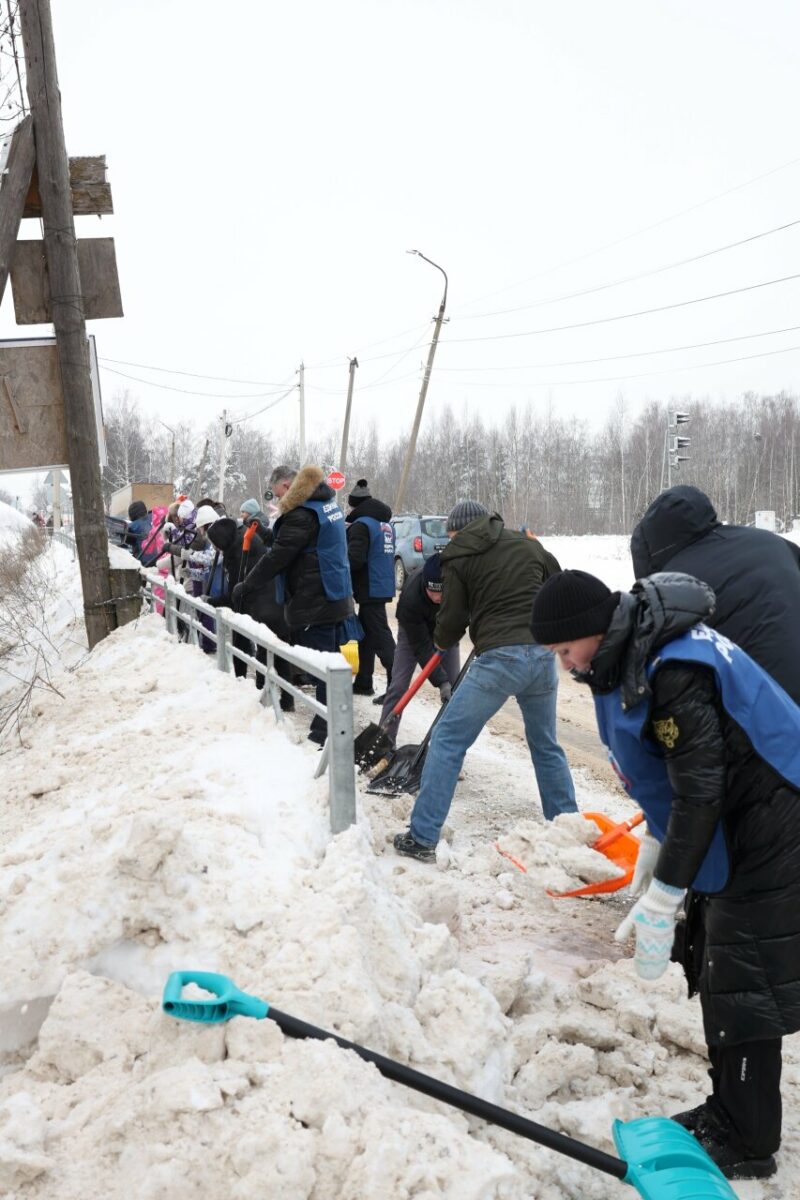 jjwj9gmpzb 2tnftc1y12