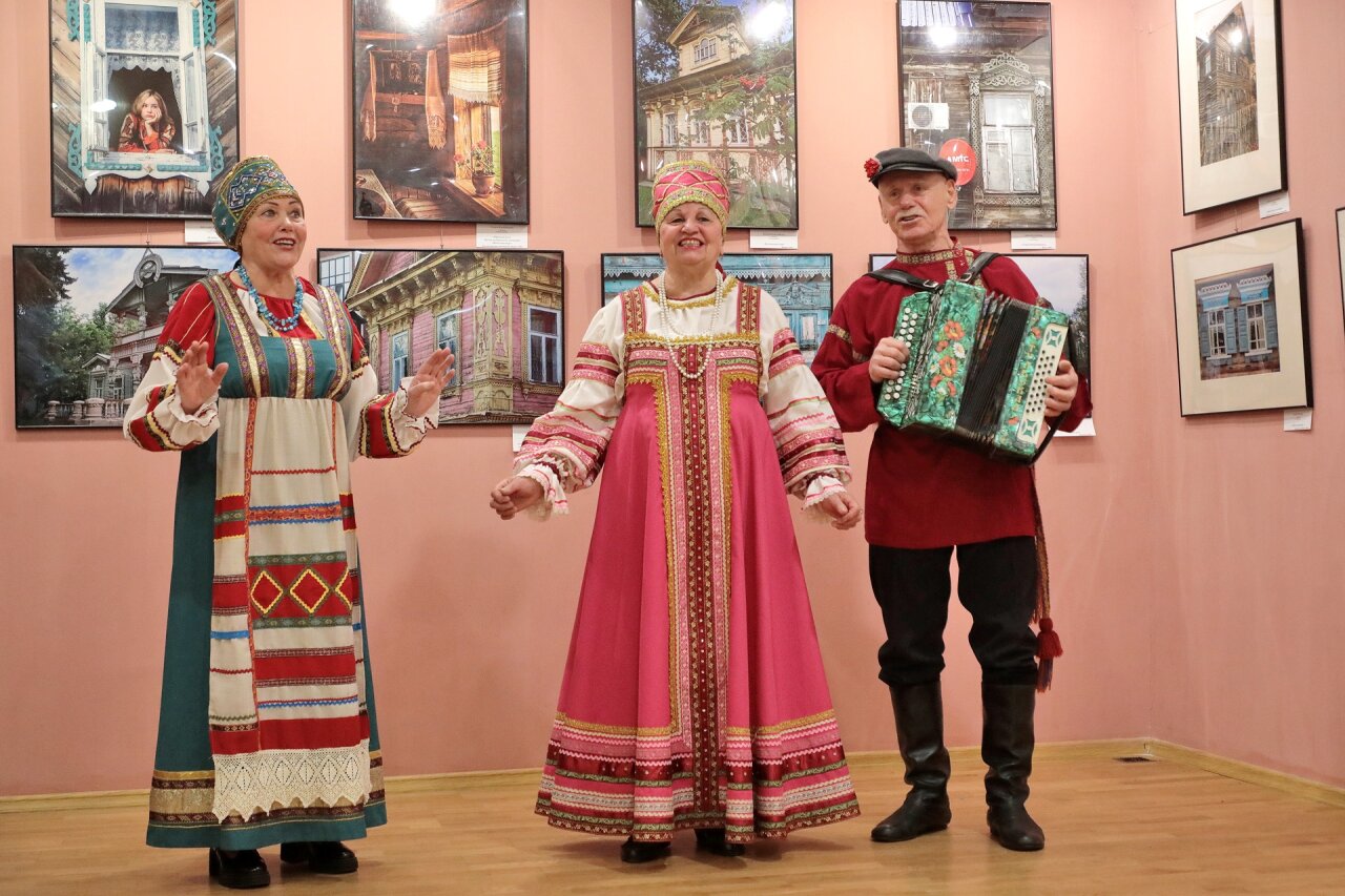 В Кимрском краеведческом музее открылась яркая фотовыставка «Деревянное зодчество» 5 rnpemmjdkh 8z98lbuc5s