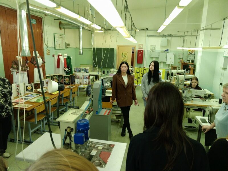 94v19gctsa kgzmgjfcbh