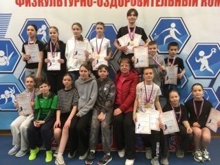 a1oye5m8j9 rumwu4je3i