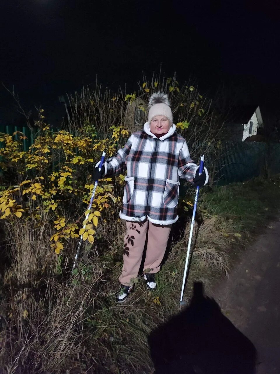 r4vyo8ewwu sbuj7b2d80