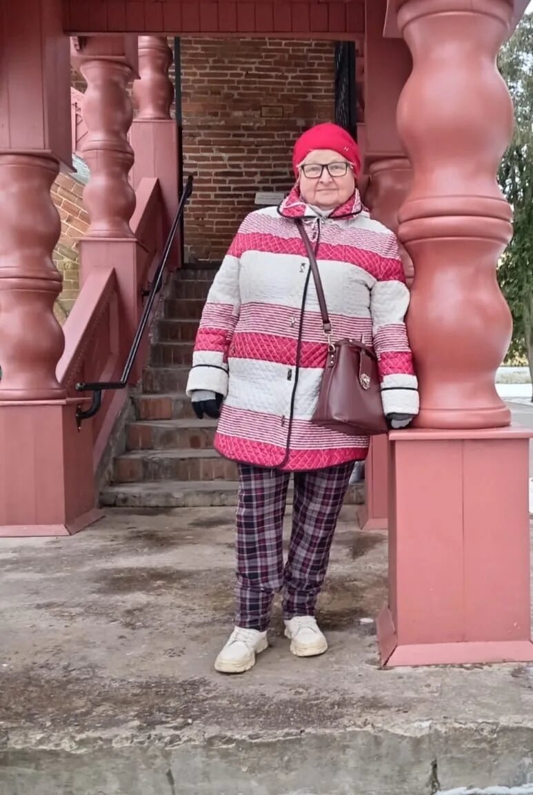 yjaoll4udl 8b9kylyomi