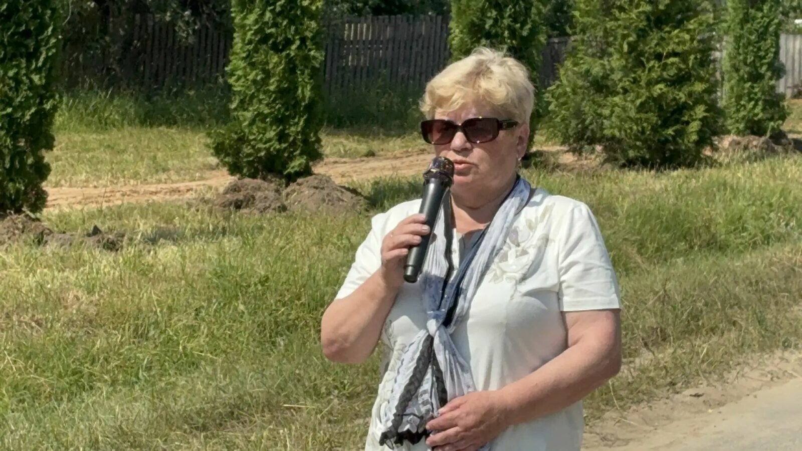 «Знать и помнить»: аллея из туй в память о воинах в деревне Неклюдово. 3 img 20260703 144809 1201968315769801444678